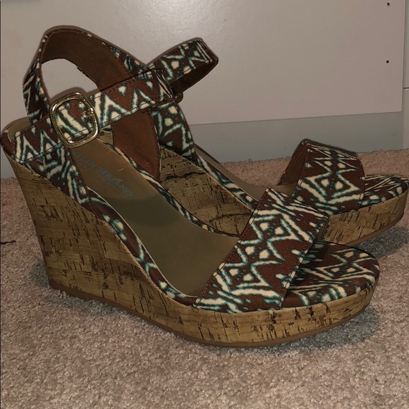 Comfortable Wedges - Picture 1 of 3